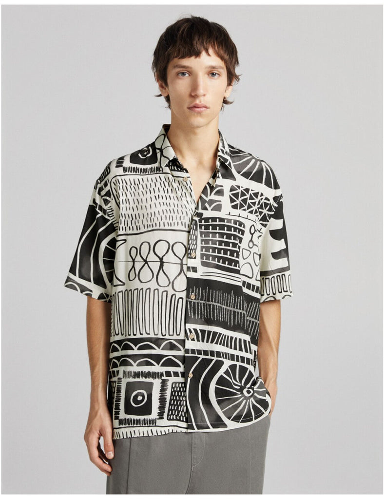 Geo Print In D Line Black & White Shirt