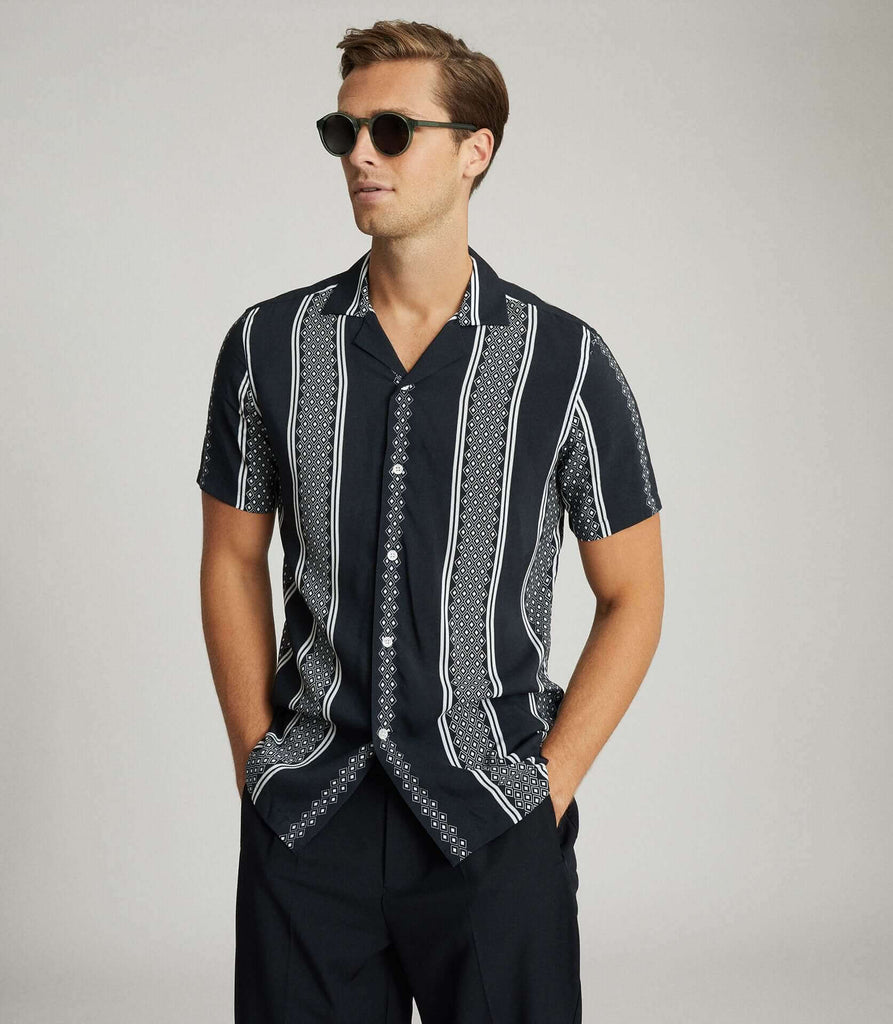 Men Striped Diamond Print Short Sleeve Black Shirt 