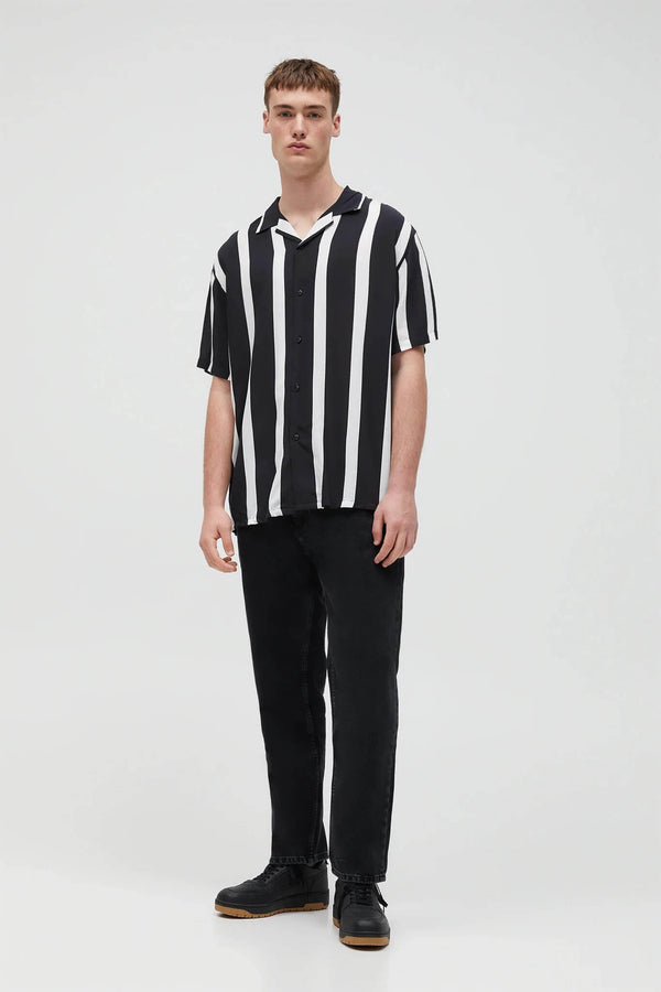 Men Black & White Stripe Short Sleeve Shirt
